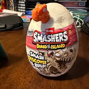 Zuru Smashers Dino Island Egg